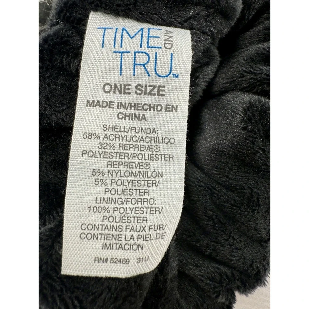 Time and Tru Cable Knit‎ Beanie Winter Hat Faux Fur Pom Black One Size New